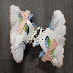 Air Nike Huarache SE Women's Shoes